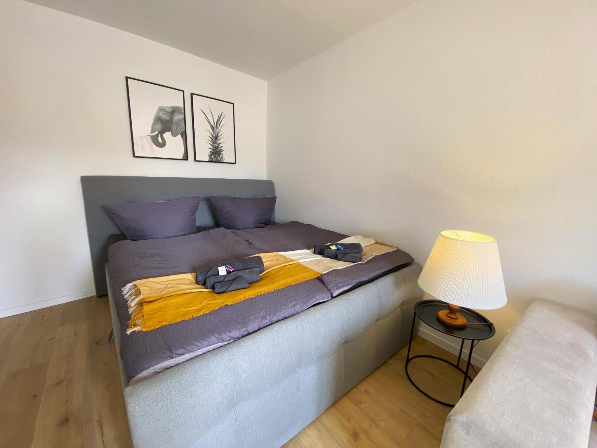Osnabrück Schoelerberg Apartment Mit Tiefgaragenparkplatz Und Kingsize-Bett מראה חיצוני תמונה