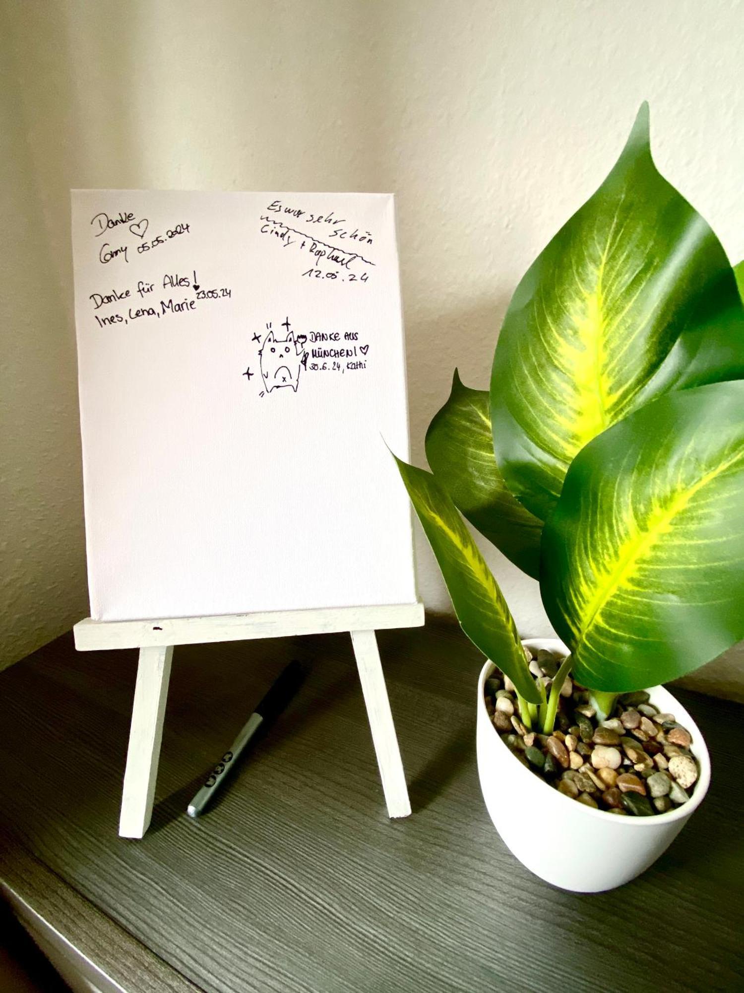 Osnabrück Schoelerberg Apartment Mit Tiefgaragenparkplatz Und Kingsize-Bett מראה חיצוני תמונה